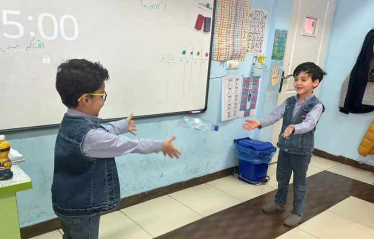 بازی با بطری جهت تثبیت نشانه ط 4