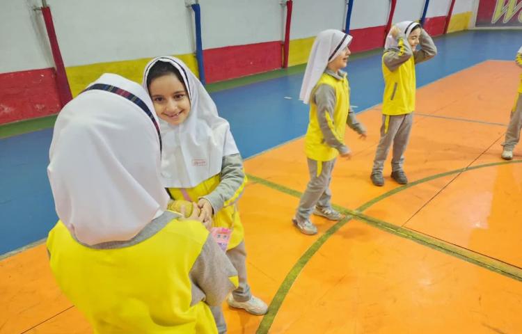 بازی با توپ 1