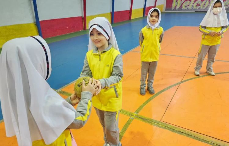 بازی با توپ 2