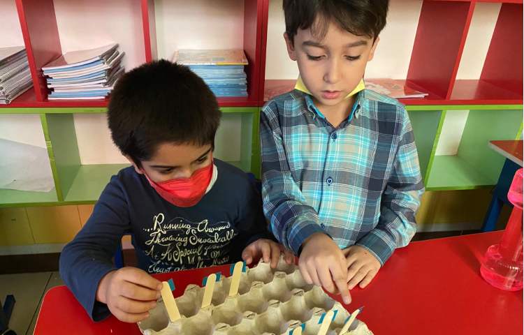 :بازی با حروف و کلمه سازی، کلاس انگور 3