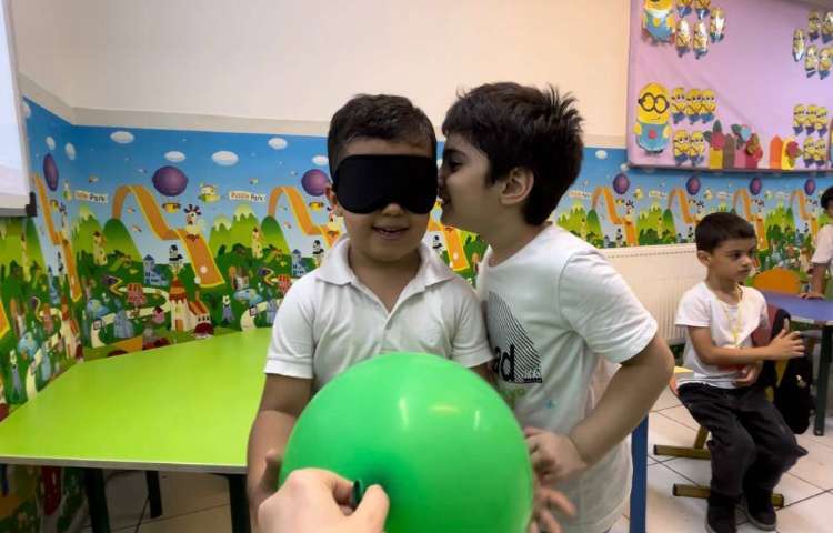 بازی با رنگ ها 1