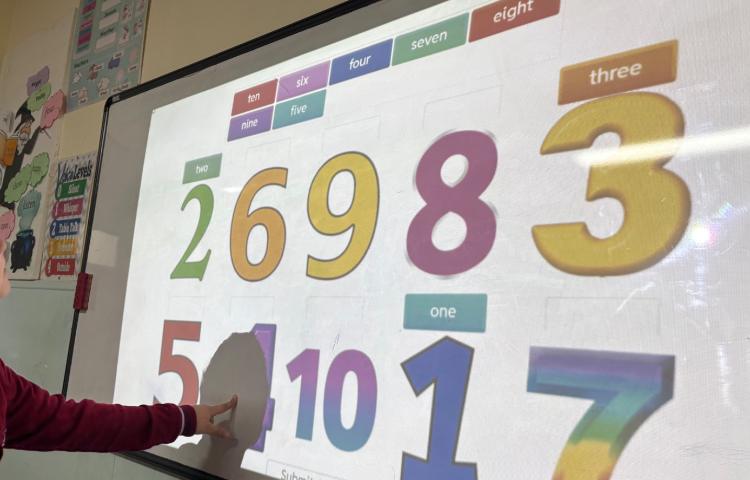 بازی با سایه و مرور اعداد 1