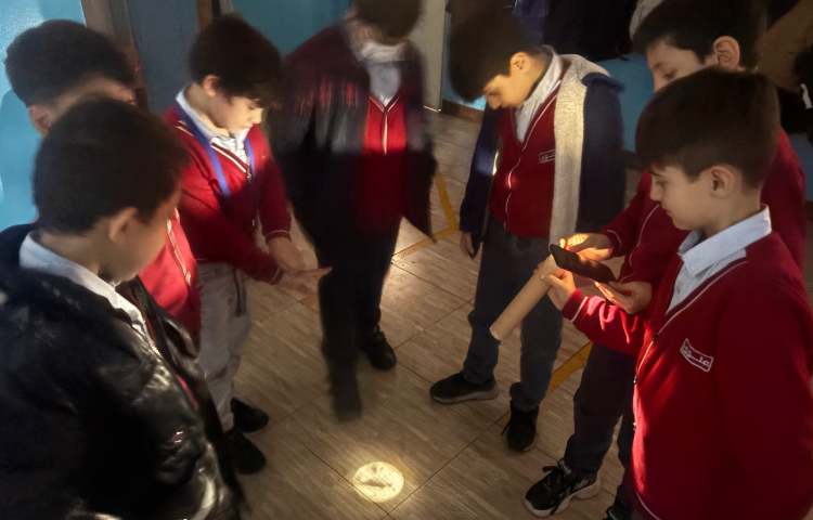 بازی با سایه و مرور اعداد 5