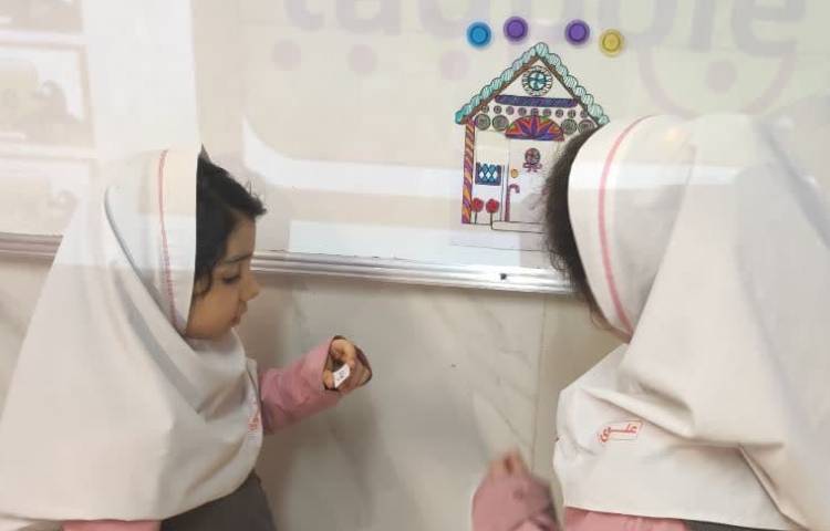 بازی با صداها و تمرین کلمه سازی و تلفیق صداها