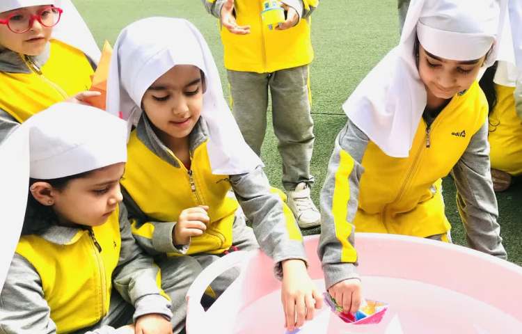 بازی با قایق های کاغذی 3