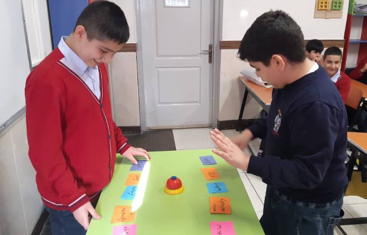 بازی با لغات کتاب Science 6