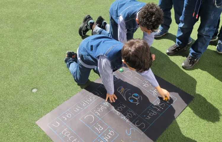 بازی با هدف تمرین و تثبیت Blending of sounds 2