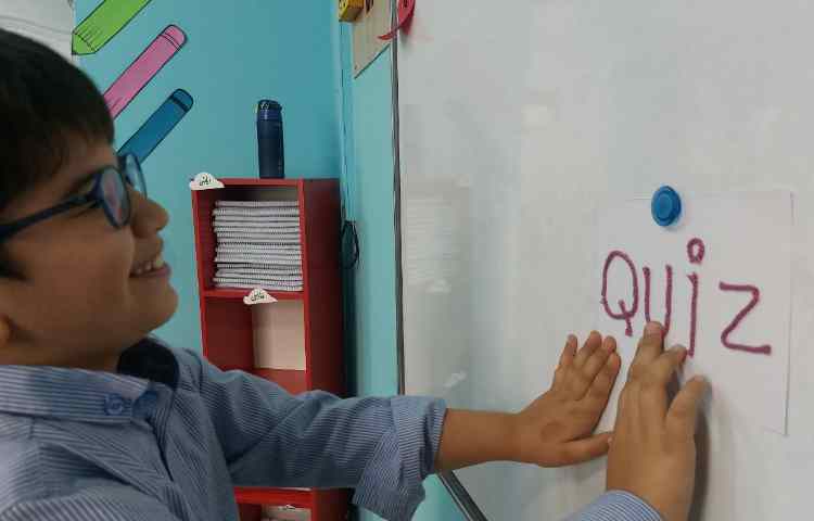 بازی برای تمرین‌و تکرار شیوه نوشتن حروف