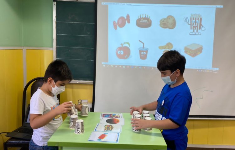 :بازی برج سازی با کلمات، کلاس انگور