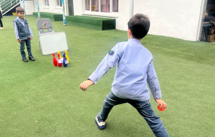 بازی بولینگ (املا خلاق)