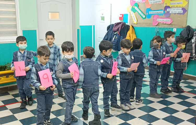 :بازی بگرد و به ترتیب بگذار مرتب کردن اعداد بر هم ریخته 1 تا 10 3