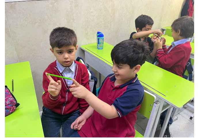 بازی تعادلی با مداد جهت تقویت دقت و تمرکز و دستورزی 6