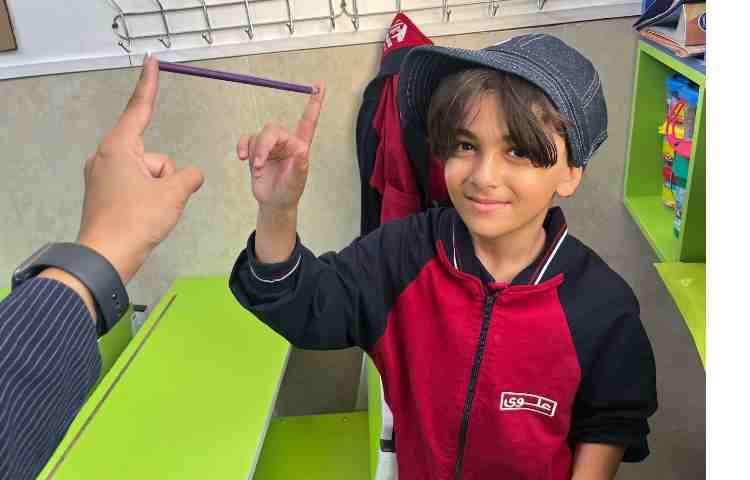 بازی تعادلی با مداد جهت تقویت دقت و تمرکز و دستورزی 7