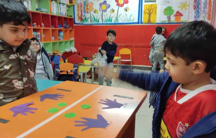 بازی تمرکزی هماهنگی چشم و دست 1