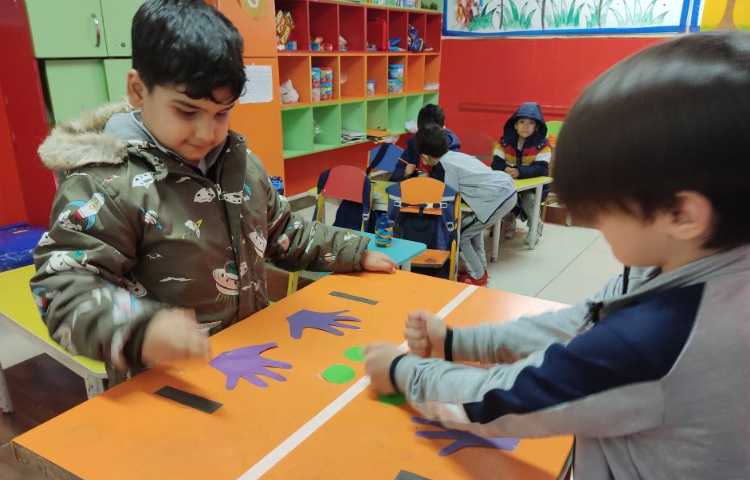 بازی تمرکزی هماهنگی چشم و دست 4