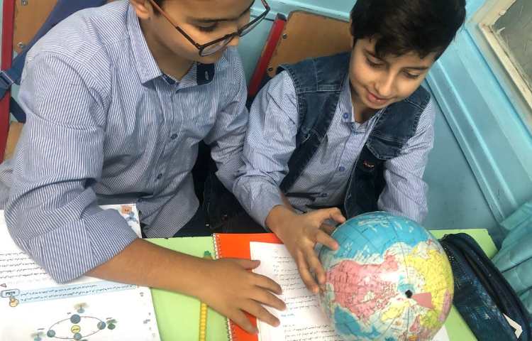 بازی جنگ با تانک و سرباز تدریس قرینه یک نقطه نسبت به خط 1