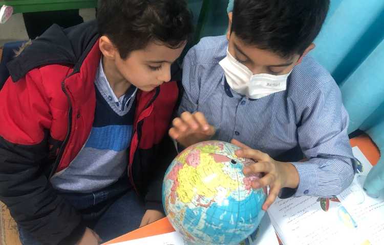 بازی جنگ با تانک و سرباز تدریس قرینه یک نقطه نسبت به خط 4