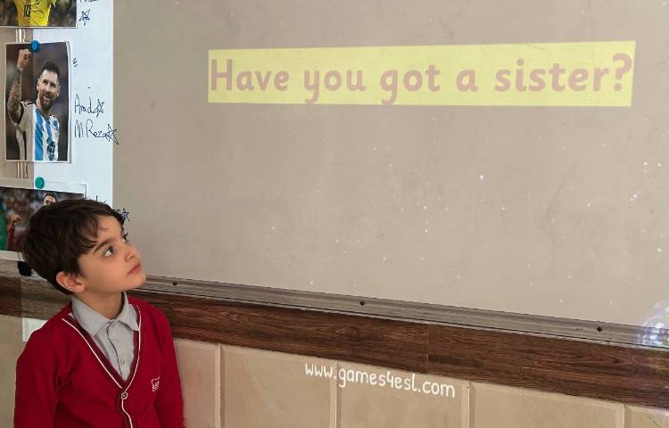 بازی حدس کلمات و تمرین 100 Qs-زنگ زبان عمومی 1