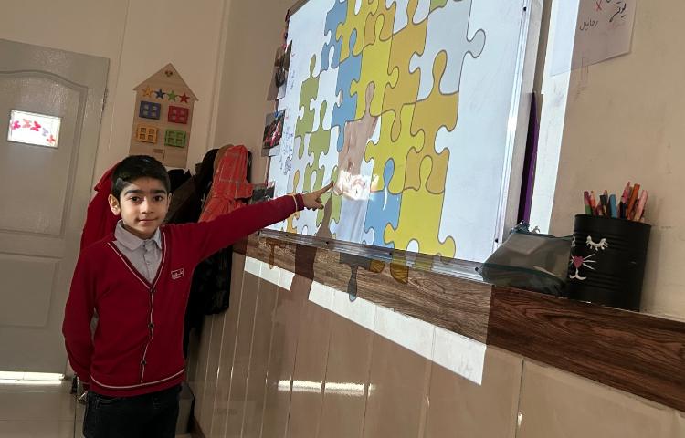 بازی حدس کلمات و تمرین 100 Qs-زنگ زبان عمومی 5