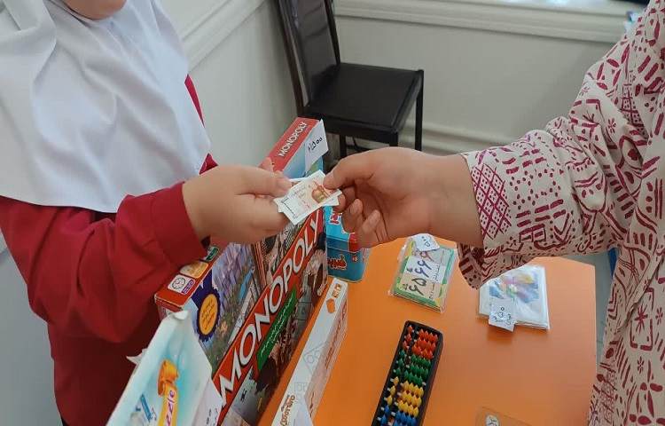 بازی خرید و فروش در فروشگاه کلاسی 2