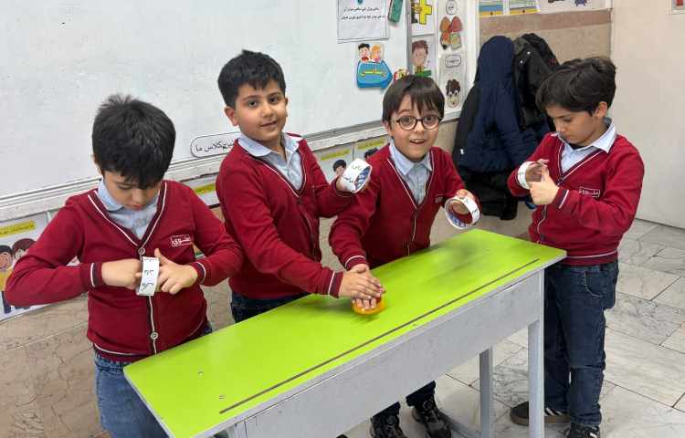 بازی خلاق رینگی بگرد و پیدا کن کلمات ( خا / خوا ) 6