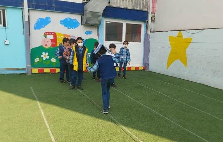 بازی دبستانی( تعادل شو) 4