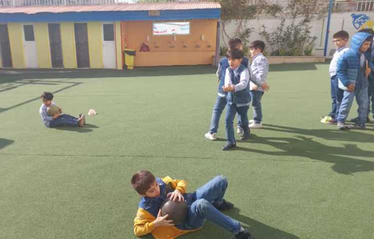 بازی دبستانی حرکت خرچنگی 2