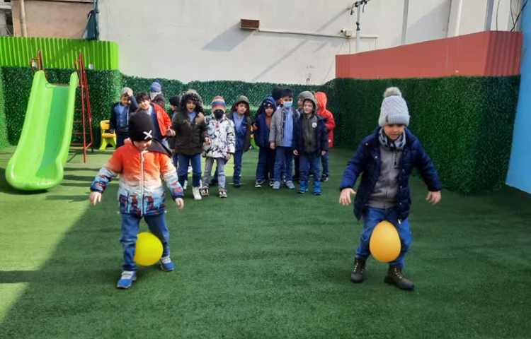 بازی دبستانی، حفظ تعادل 3