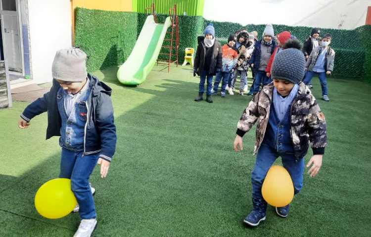 بازی دبستانی، حفظ تعادل 5