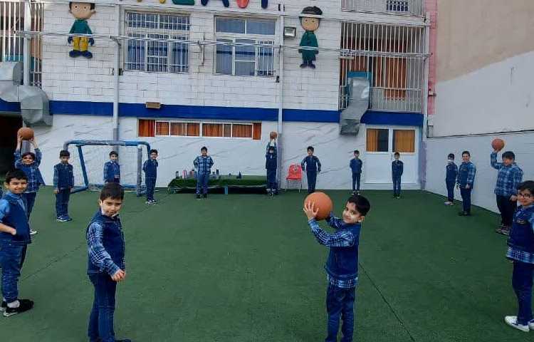 بازی دبستانی خلاق دانش آموزان پایه دوم دبستان 1