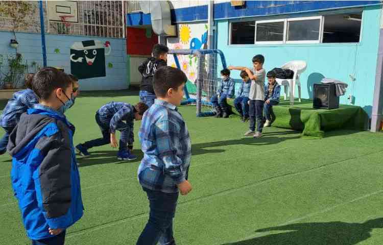 بازی دبستانی دانش آموزان پایه سوم 1