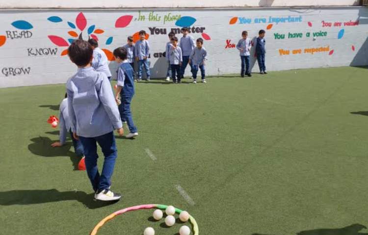 بازی دبستانی پلیس و خرابکار دوم 1