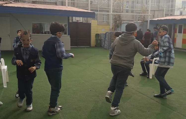 بازی دبستانی (گوزن و ببر) پایه ششم دبستان 8