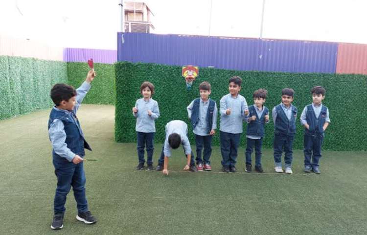 بازی دبستانی 1