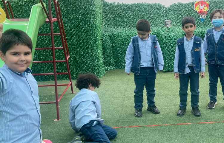 بازی دبستانی 1