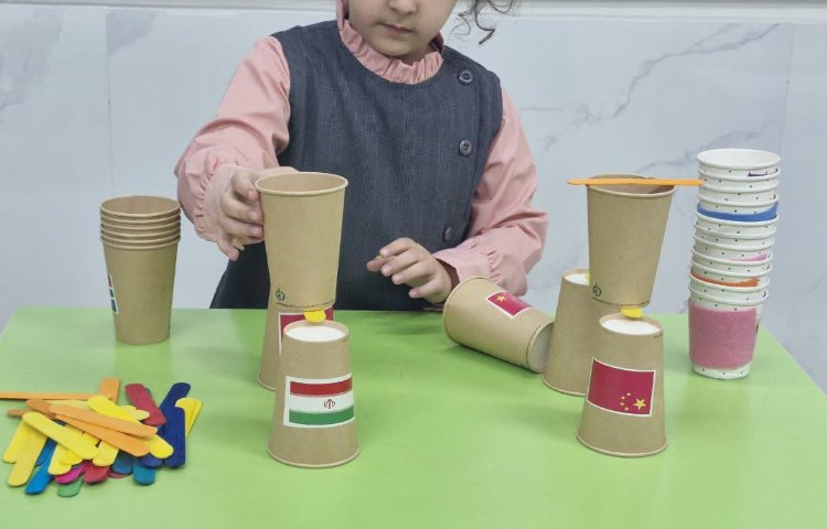 بازی دبستانی 1