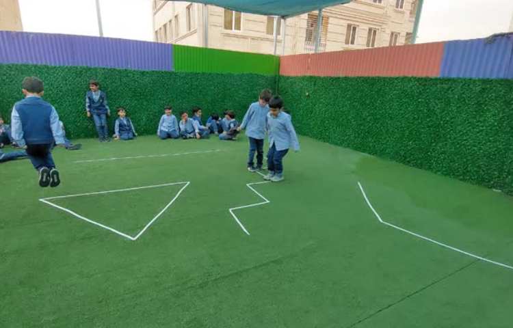 بازی دبستانی 2