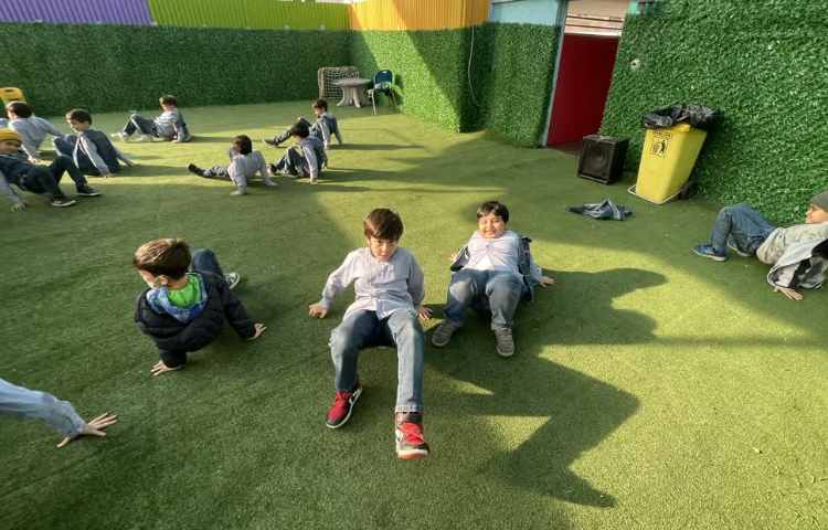 بازی دبستانی