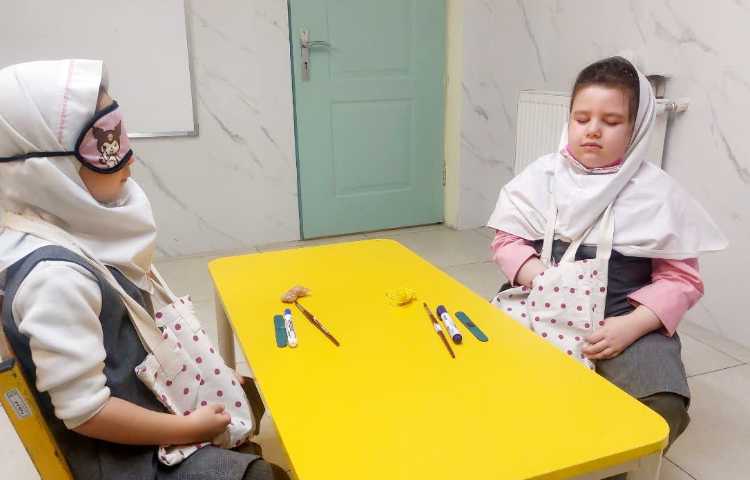 بازی دبستانی