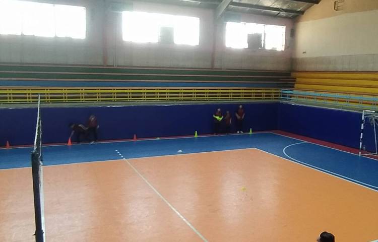 بازی در زمینهای کوچک جهات ارزیابی و بالا رفتن تکنیک فردی در فوتبال. 5