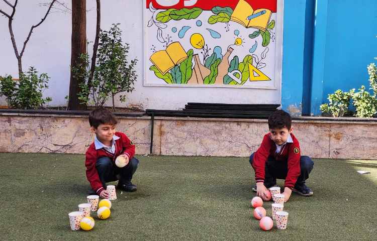بازی در زنگ تفریح