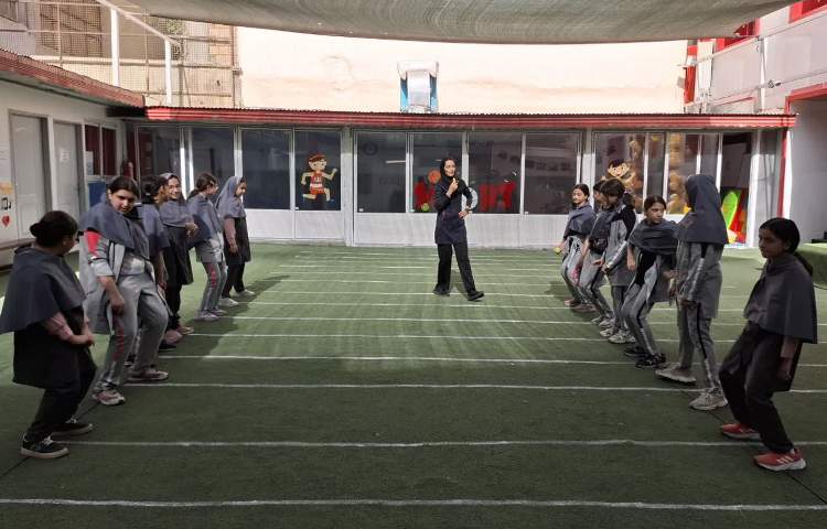 بازی دست رشته 2