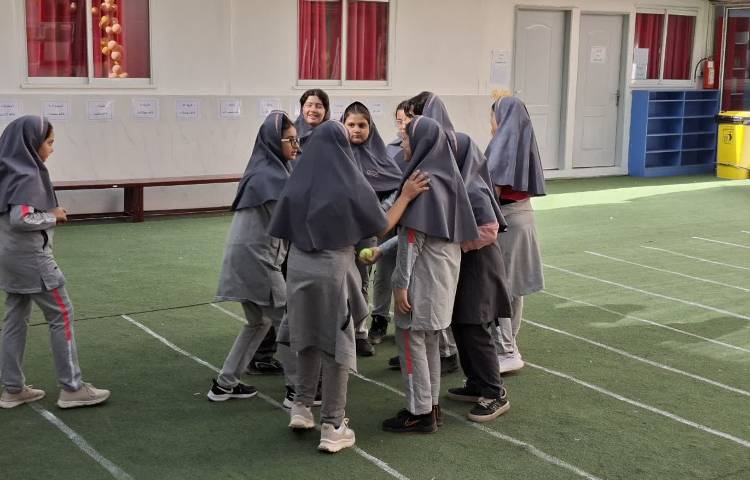 بازی دست رشته