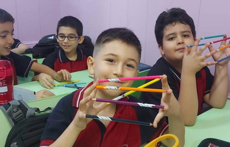 بازی دقت و تمرکز (مدادرنگی) 3