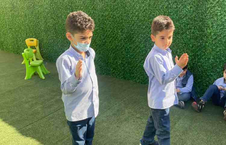 بازی ربات جهت بخش کردن کلمات فارسی 1