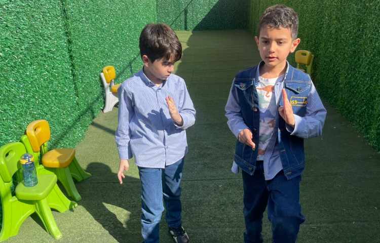 بازی ربات جهت بخش کردن کلمات فارسی 2