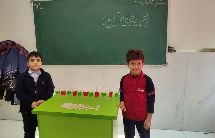 بازی ریاضی جمع درکلاس انجام شد. 4