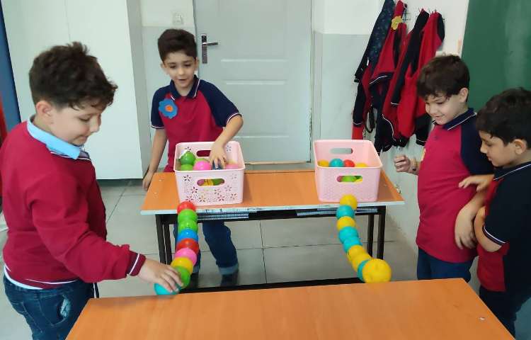 بازی ریاضی مبحث الگویابی در کلاس انجام شد 1