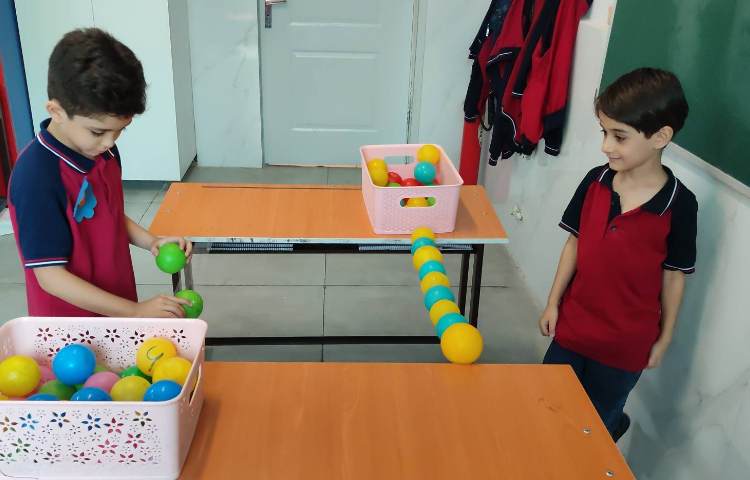 بازی ریاضی مبحث الگویابی در کلاس انجام شد 3