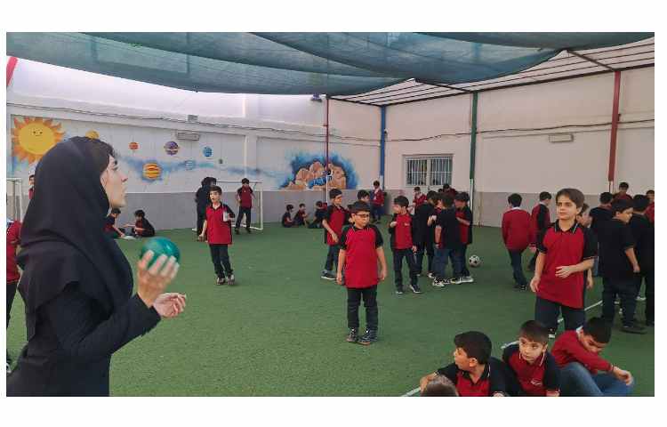 بازی زبانی در زنگ تفریح (Immersion Time)-ساختن جمله با افعال مورد نظر 1